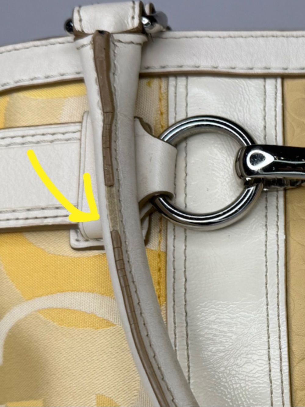 Coach Hampton Optic C Signature Stripe Yellow White Double Handle Shoulder Bag - Picture 10 of 15